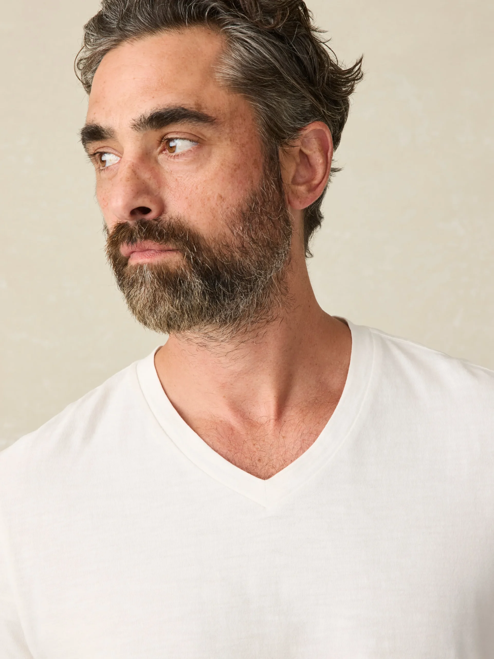 Best Sunwashed V-Neck Tee - T-Shirts & Henleys