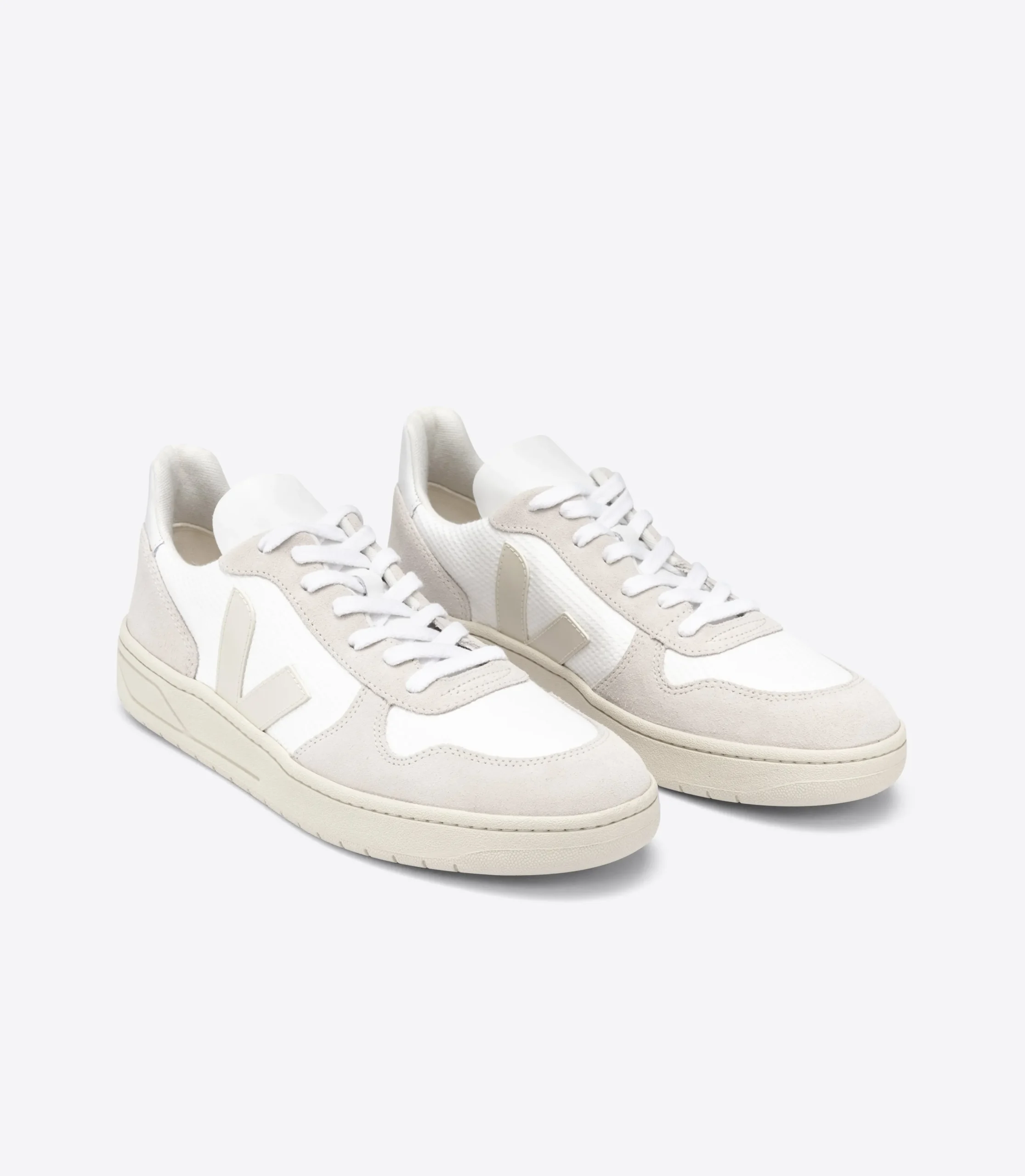 New VEJA Men's V-10 - Shoes